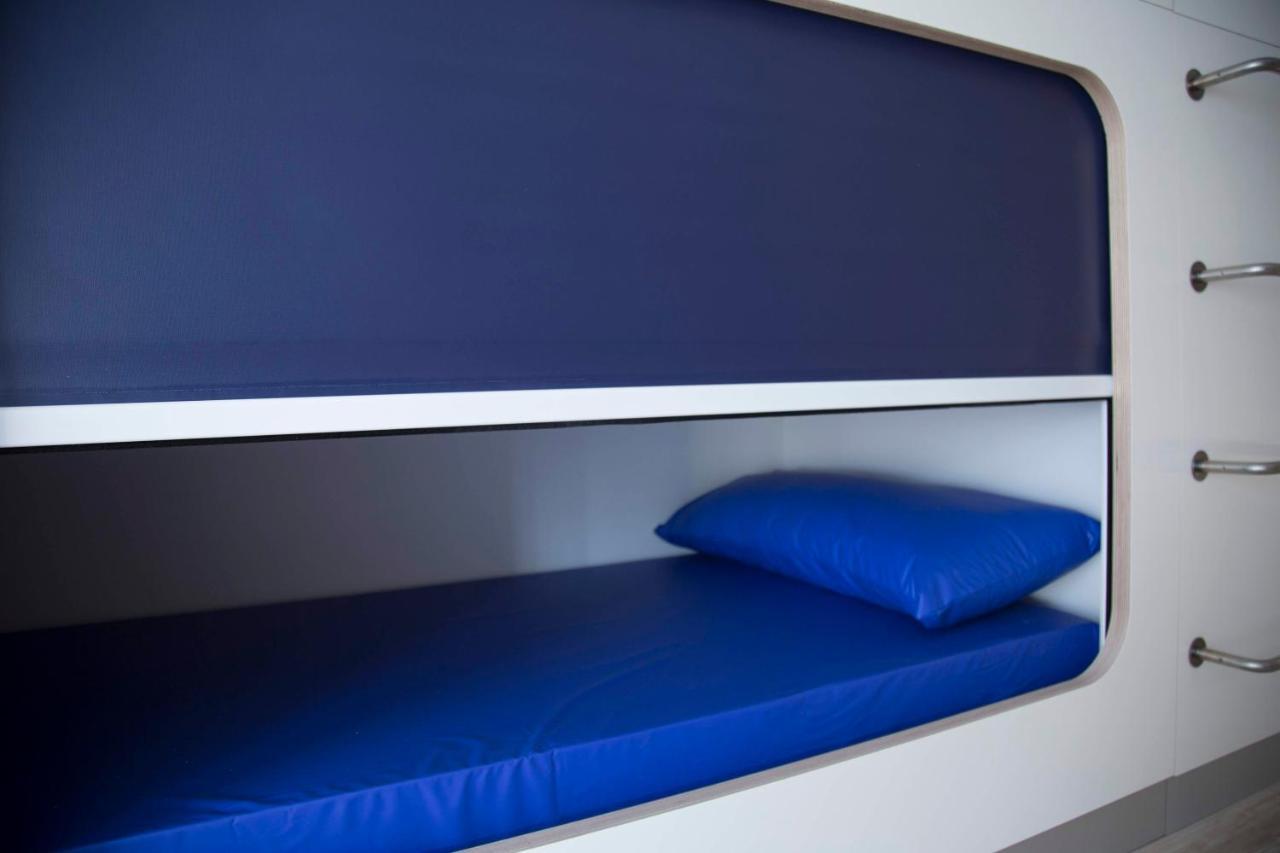 Hostel Cross (Adults Only) Луго Екстер'єр фото