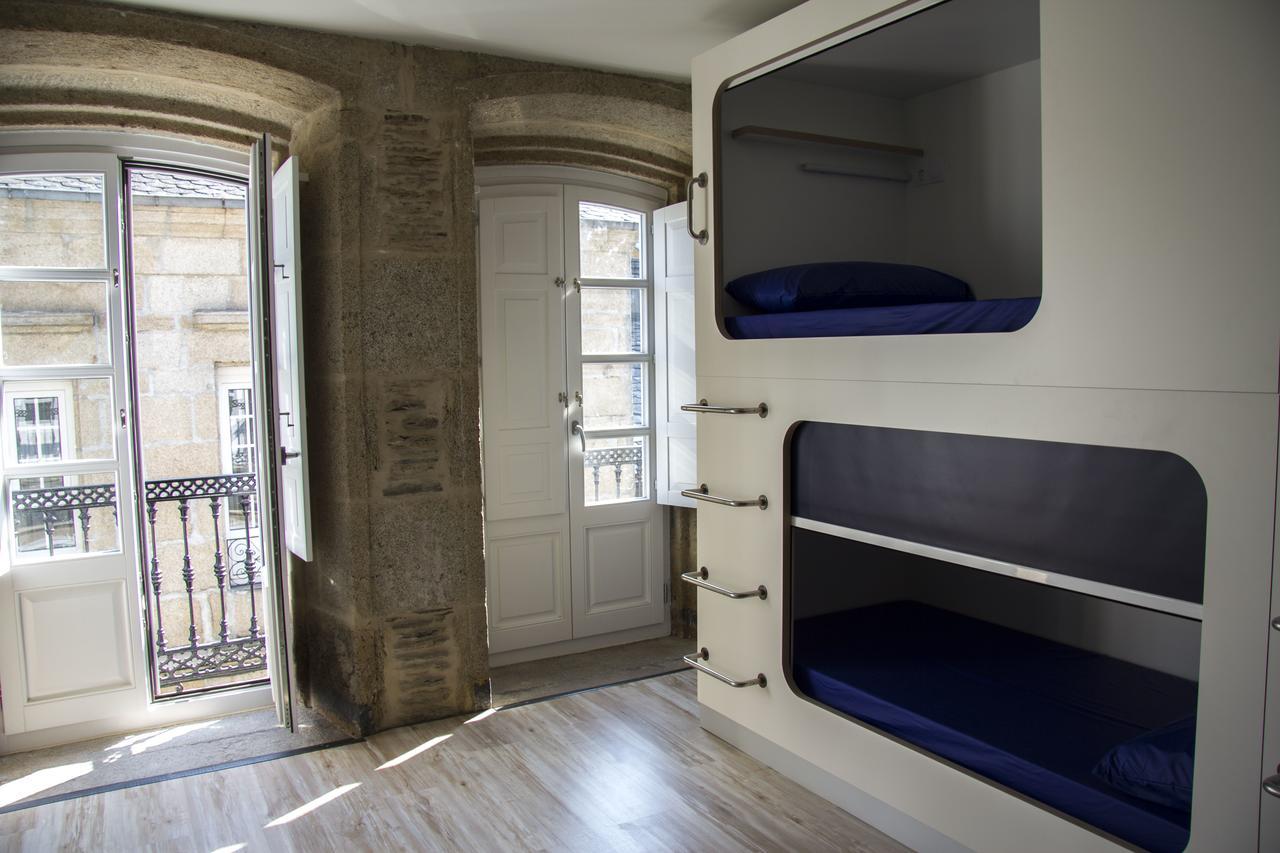 Hostel Cross (Adults Only) Луго Екстер'єр фото