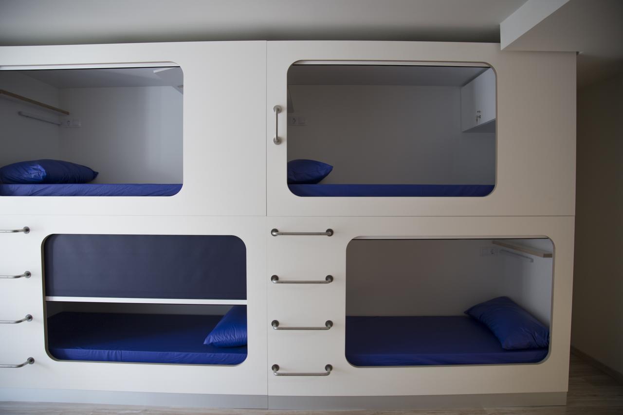 Hostel Cross (Adults Only) Луго Екстер'єр фото