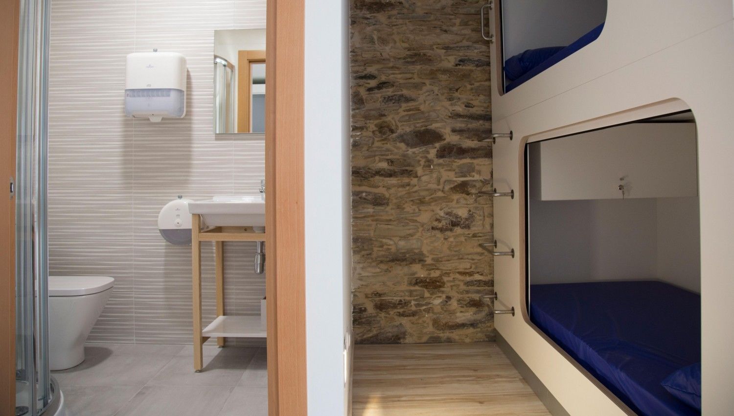 Hostel Cross (Adults Only) Луго Екстер'єр фото